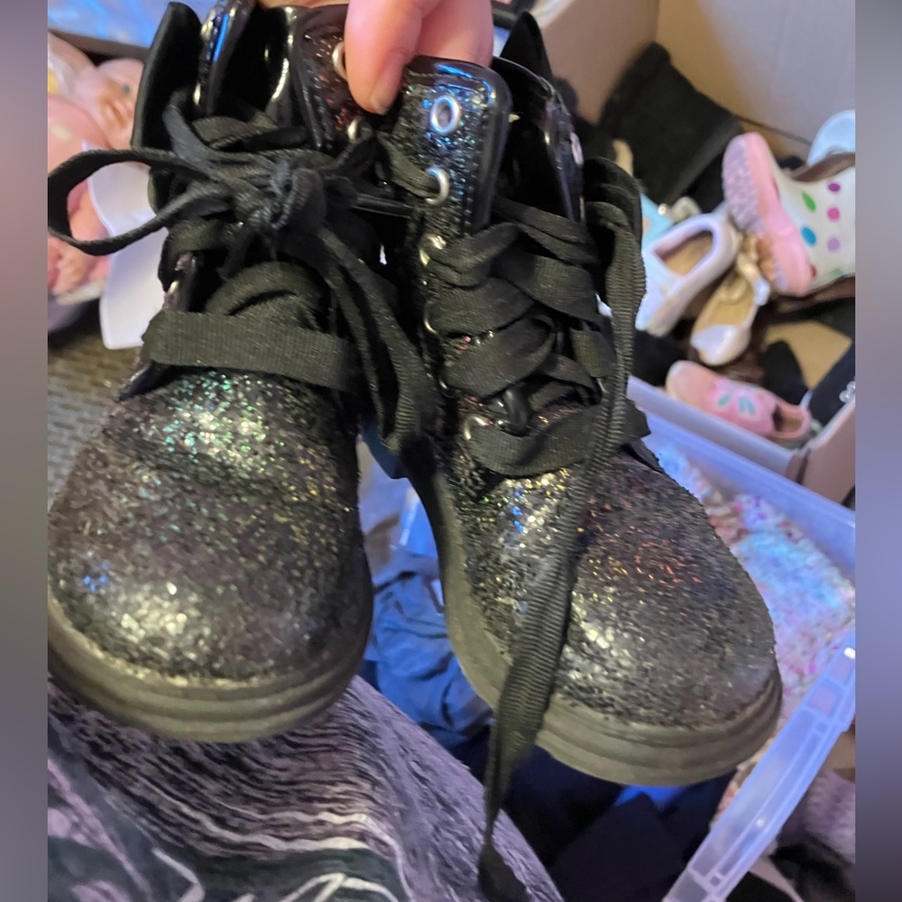Jojo siwa combat books